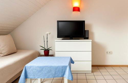 Ferienwohnung , ruhig gute Messe Anbindung,Parkplätze & Top- öffentliche Verkehrsmittel zur City und Messe - Foto 4