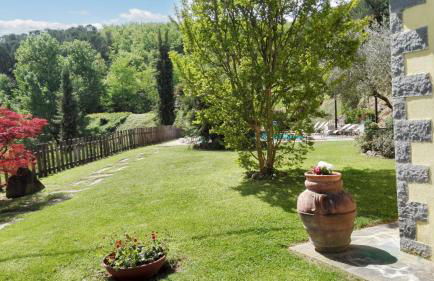 Spacious Apartment in Lisciano Niccone with Mountain View - Photo 21