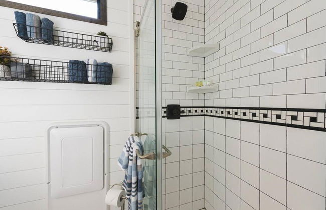 The Blue Ridge Container Tiny Home in the Country - Foto 14