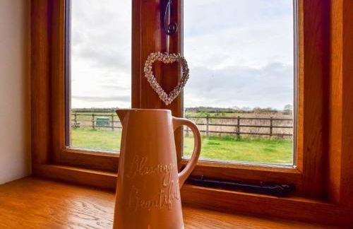 Cider House, Oosland Farm - Photo 14