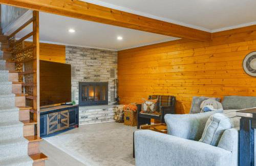 Antiquing and Fishing Riverfront Waupaca Home! - Foto 22