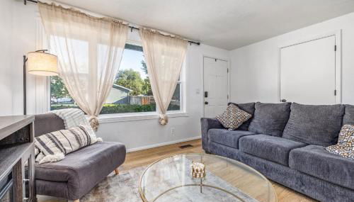 Cozy Boise Home with Private Yard and Game Room - Foto 4