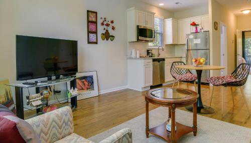 Sunny Apex Vacation Rental with Pool Access! - Foto 4