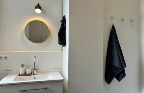 2 Zi Whg zentral, Altbau, renoviert 4P - Buchbar bis 08-25 - Foto 9