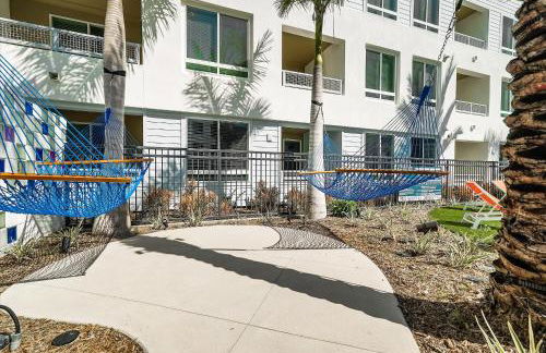 Global Luxury Suites near Liberty Station - Foto 15