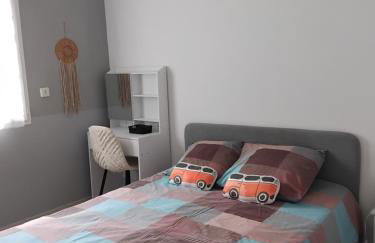 Maison spacieuse avec piscine et jardin - Foto 16