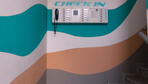 Mostrador de check-in y check-out