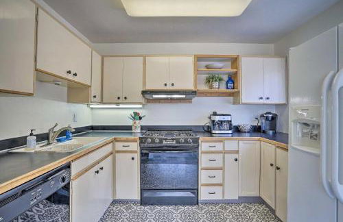 Cabin with Hot Tub and Views 1 Mile to Alyeska Resort - Foto 9