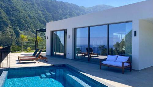 Elysium São Vicente - Designer Villa with Ocean View, Heated Pool, Jacuzzi & Sauna - Foto 1, sunbed