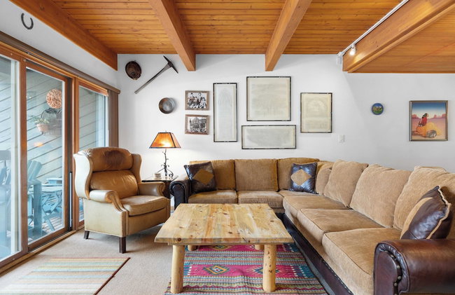Riverside Condos B101 by Avantstay Condo Close To Downtown, Town Park & Ski Lift #8 - Foto 5