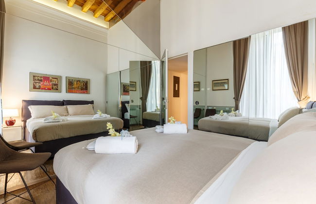 SuiteLowCost Corso Como - Photo 23