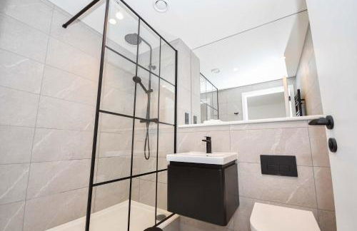 Modern 2 Bed Flat in Central Manchester w Balcony - Foto 28