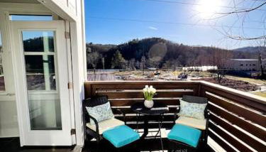 Sage House - Photo 4