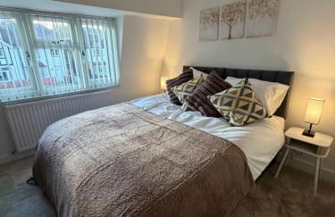 Modern 5 Bedroom Home in Solihull - Entire House - Garden - Contractors - Relocators - Family - NEC - BHX -Sleeps 9 - Foto 33