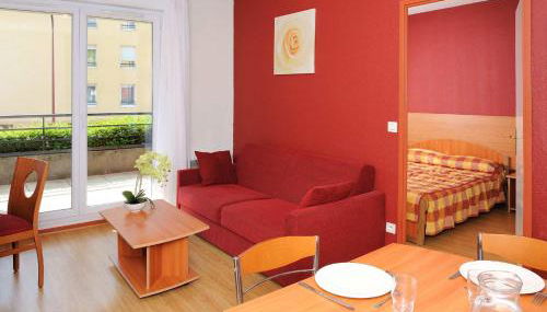 Séjours & Affaires Genève Saint Genis - Foto 2