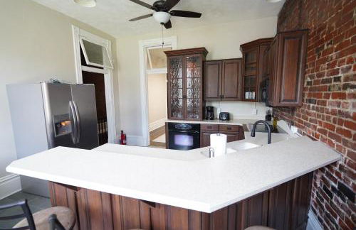 3E *Historic Gem* Heart of Southside-Sleeps 10 - Foto 16