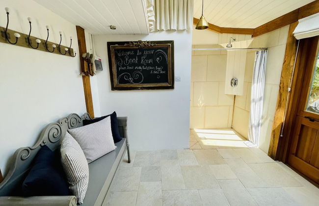 Dolls House - Luxury Townhouse - From 400 Per Night - Photo 4