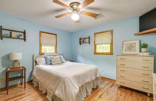 5 Mi to Lake Robinson: WFH-Friendly Home w/ Pool - Photo 18