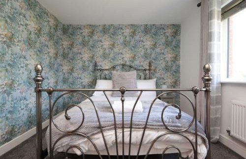 Contractor 4 Bed 2 BA 5 mins to Airport & Barry With Parking - Foto 52