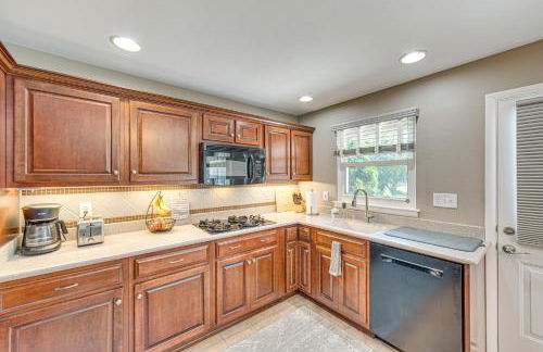 Near Dtwn Harrisburg Stylish Home with Patio and Yard - Foto 9