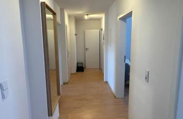 Große Ferienwohnung für Gruppen und Familien bis 8 Personen mit Balkon - Foto 4