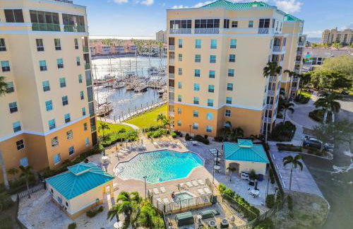 Fabulous Golf and Marina Community Condo - Photo 3