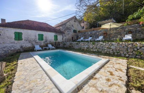 Beautiful Apartment In Hrvace With Wifi - Foto 8