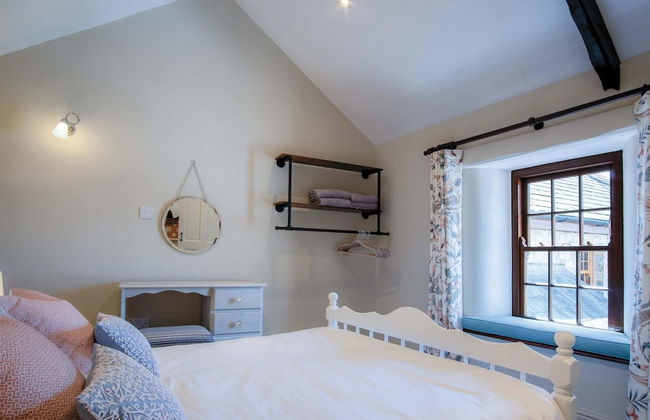 Tregoyr - 3 Bedroom Holiday Home - St. Florence - Photo 13