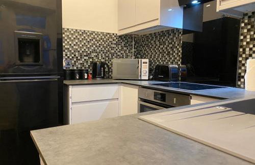 Spacious 3 bedroom House in Sheffield - Photo 18