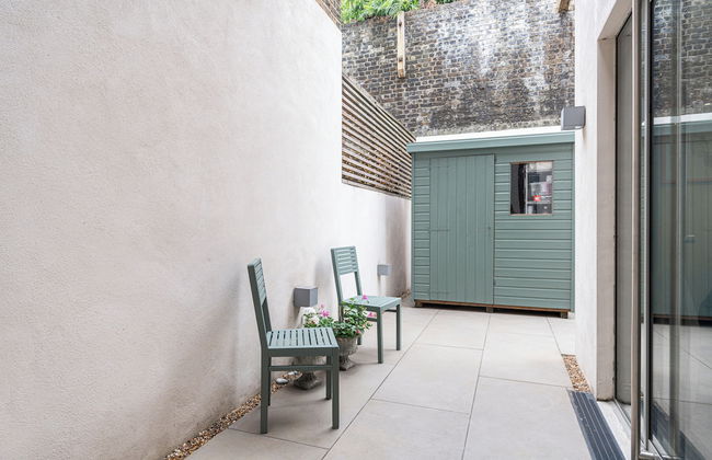 At Home on Southholm by Underthedoormat - Photo 1