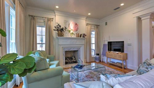 Luxe Fairhope Home with Covered Patio Walk to Bay - Foto 3