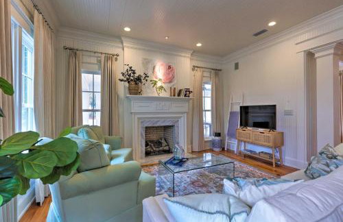 Luxe Fairhope Home with Covered Patio Walk to Bay - Foto 3