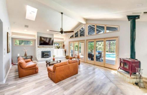 Mansion, Pool, Game Room - Foto 1