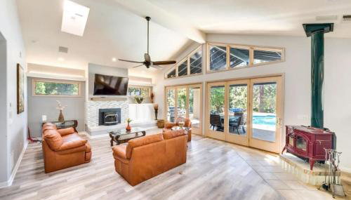 Mansion, Pool, Game Room - Foto 1