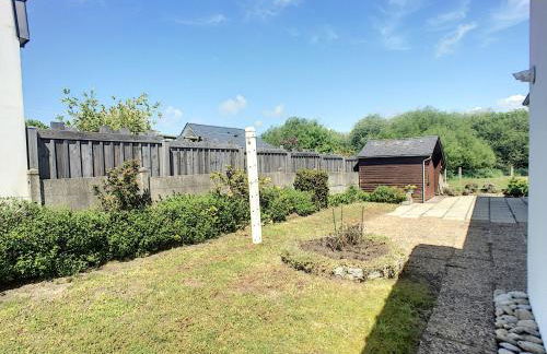 Maison calme avec jardin, véranda, proche plage et commerces - FR-1-361-145 - Photo 9