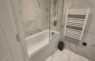 Stunning Central Birmingham 2 Bed Apartment - Foto 21