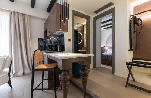 Vermio Suites in the center of Naousa - Foto 25