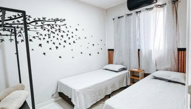 Novo Apto em Condomínio Fechado c/Ar e Elevador - Foto 4