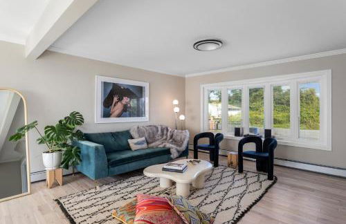 Waterfront Designer Retreat! Stunning Sunsets! Less than 5 minutes to the beach! - Foto 55