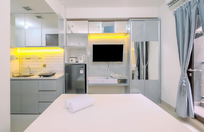 Modern Living And Nice Studio At Transpark Cibubur Apartment - Foto 17