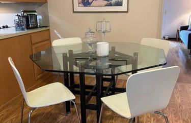 Forest Gallery- Mid-Century Modern With City Views - Photo 30