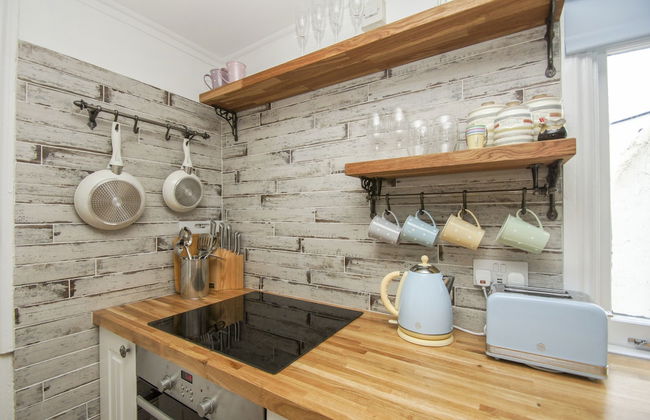 Brunswick Garden Studio Patio by Brighton Holiday Lets - Foto 7