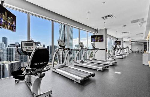 Art-filled Loft 180 Views, Rooftop Pool, Parking - Foto 21