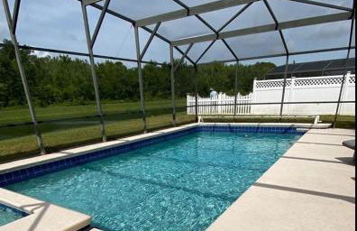 South Facing Pool with Lake View - Ideal for Families & Couples - Foto 3