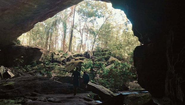 Aroe Jari Cavern & Lagoa Azul Cave Hiking Tour - Photo 4
