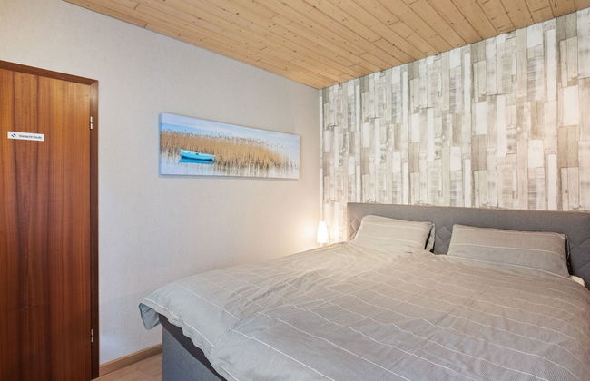 Feusdorf Forest Bungalow - Photo 2