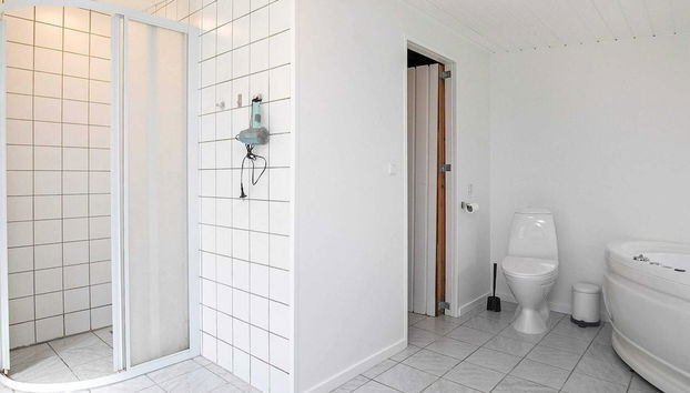 8 Person Holiday Home in Hals-by Traum - Foto 5, Baño