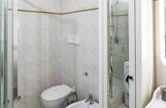 GuestHost - Bright Apartment with garden - Foto 23