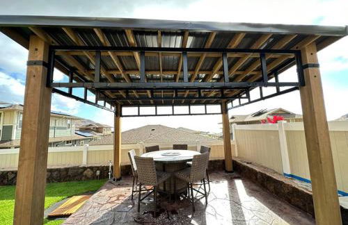 New 4 Bedroom Home with Ocean and Gorgeous Mountain Views in the gated community of Mauna Olu - Foto 66