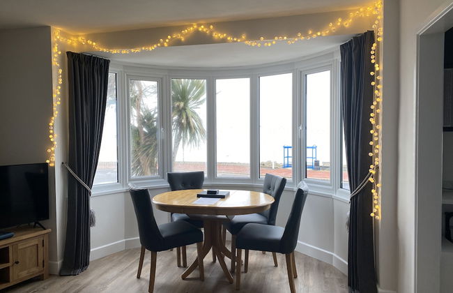 Worthing Beach 180 - 2 bed Seafront With Parking - Foto 19
